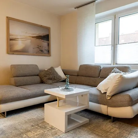 Moderne 4 Vollausgestattet Und Moebliert Guest house